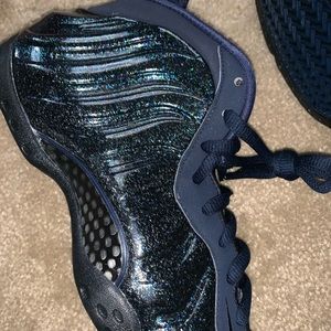 Obsidian Glitter Foamposites